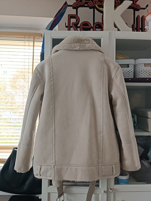 Kurtka beżowa damska zimowa
