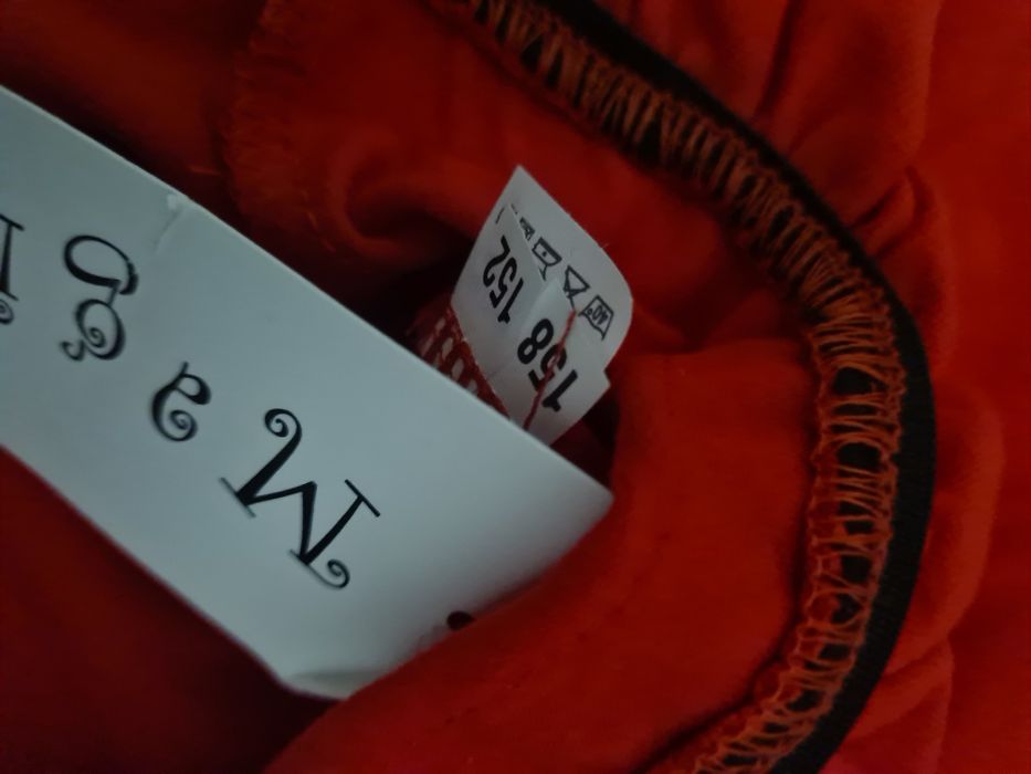 Czerwona tuniczka nowa rozm 152cm