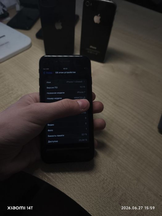 iPhone 7 32GB Black / Touch ID працює / Чудовий стан