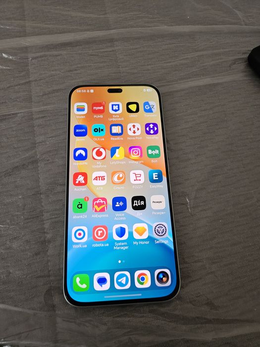 Honor 400 lite 8/256 на гарантії