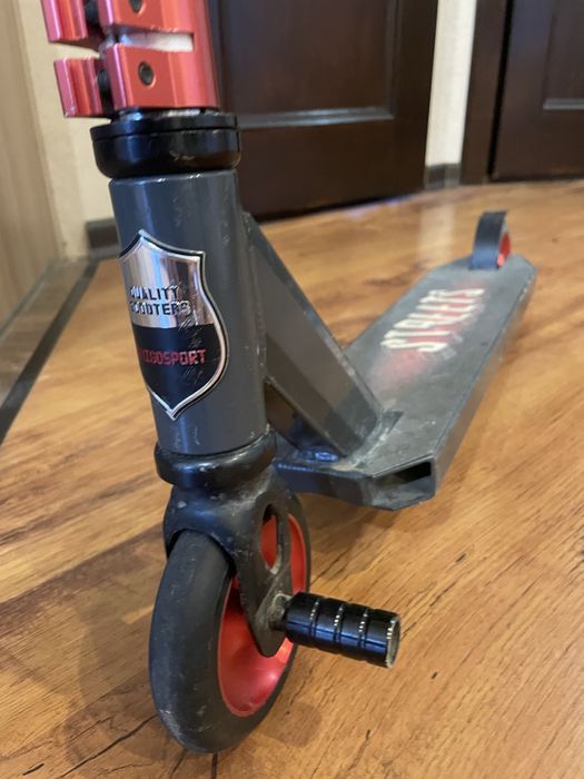 Самокат з підсиленою рамою. Вчудово у стані