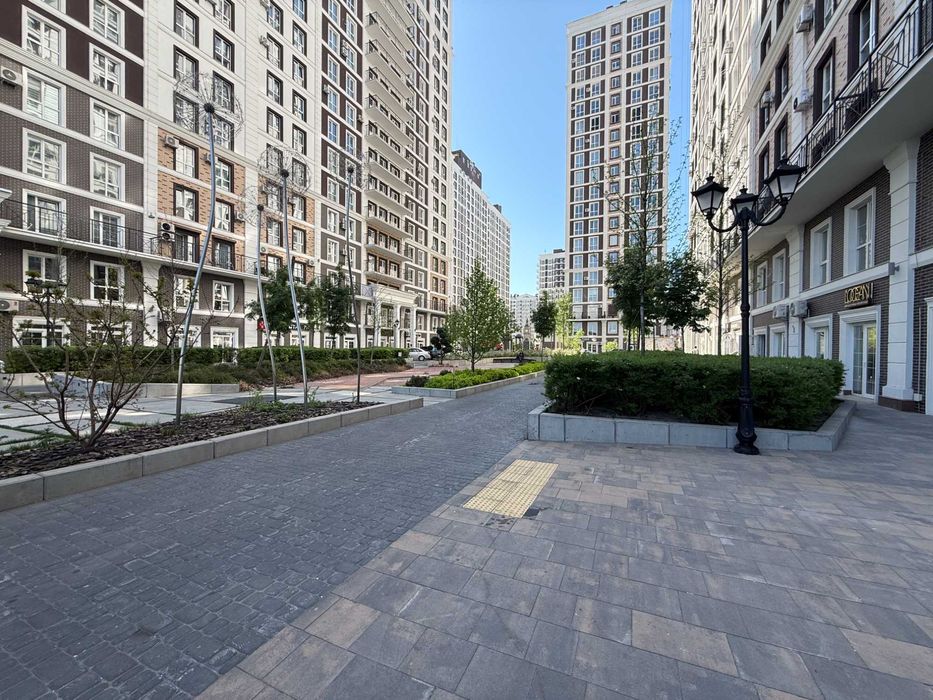 ОРЕНДА ФАСАДНОГО ПРИМІЩЕННЯ | 40,27 м² | ЖК «Нова Англія» | Будинок «Лінкольн» | вул. Михайла Максимовича