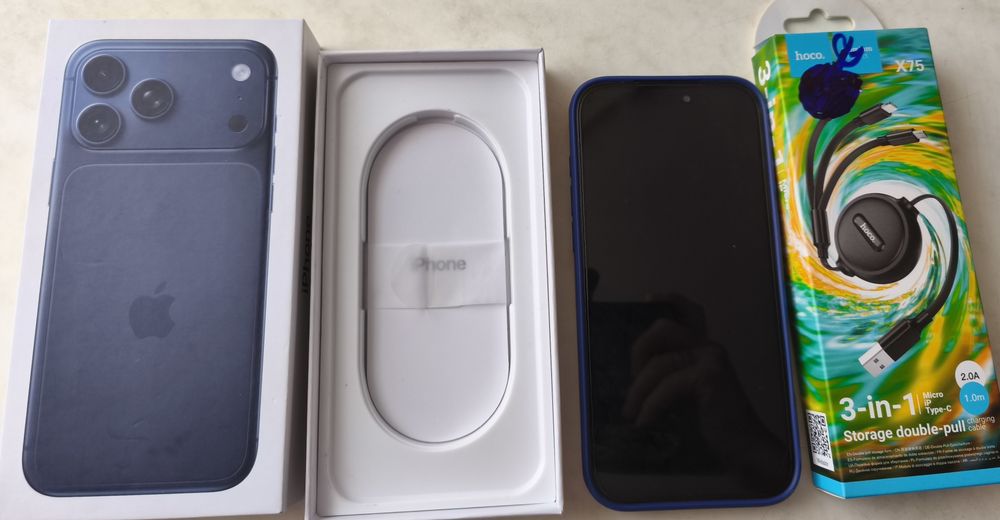 Продам iphone 17 pro max Blue 1Tb Android