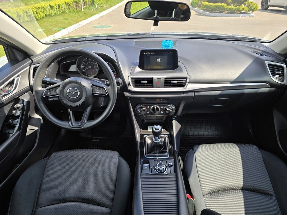 Продам Mazda 3 2017 рік 95тис км пробіг 2.0 бензин