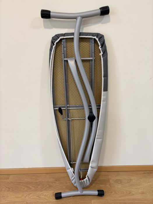 Tábua de engomar (passar roupa)