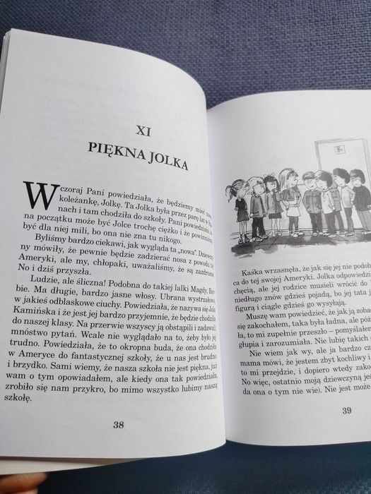 Książki "Piatka z Zakątka" 4 części.