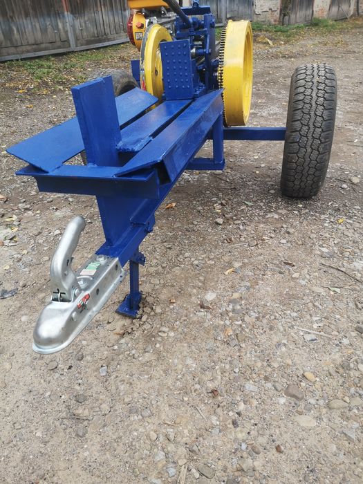 Дровокол рейковий