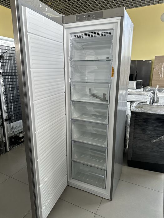 Висока та вмістка морозильна камера Whirlpool wsd44 суха заморозка А+++ Гарантія Доставка