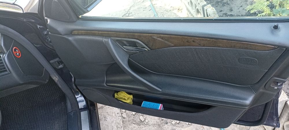 продам mercedes.