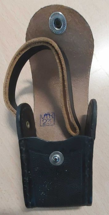 Bolsa em Pele - Para Transportar Maço de Tabaco -  Dimensões: 6cm / 10cm