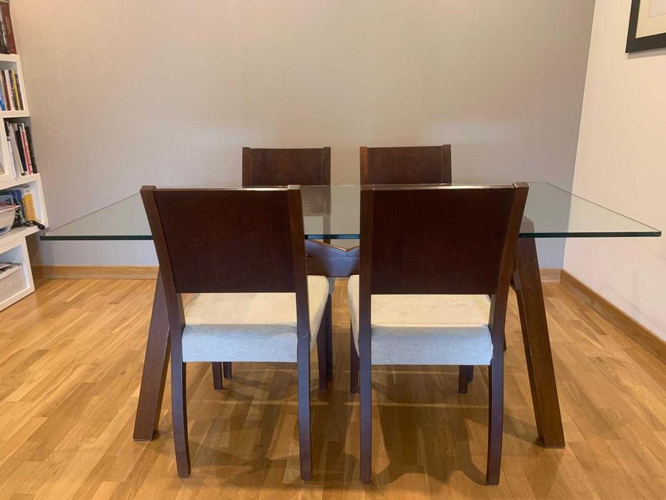 Mesa de Jantar | Modelo Tampo de Vidro