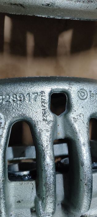 Суппорта brembo на Mercedes sprinter 906 vito 639 vito 447