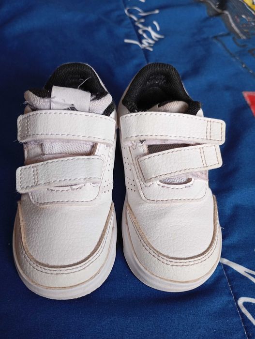 sapatilhas adidas bebé