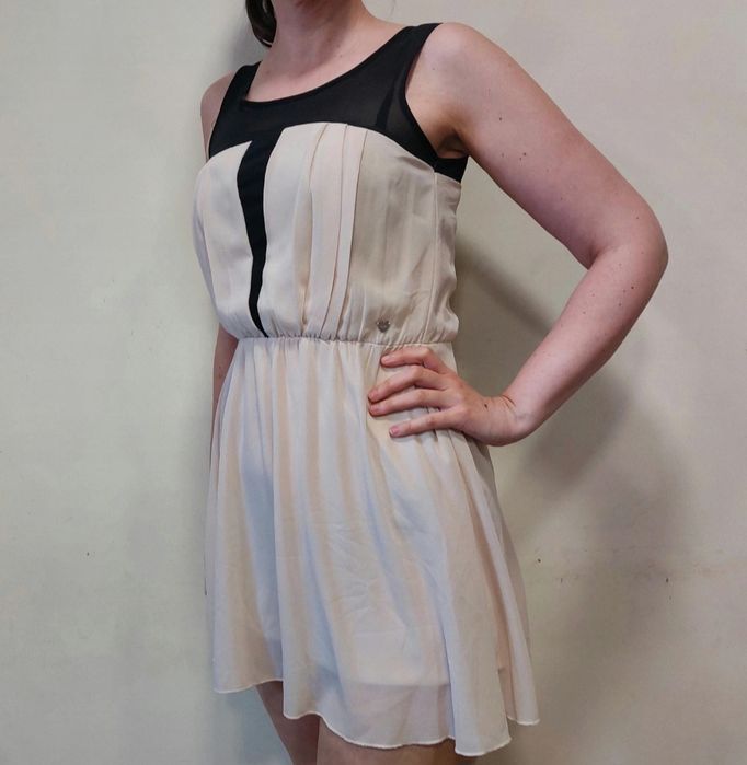 Sukienka mgiełka, lekka tunika - S/M cropp Cropp Długość 84 cm Szero