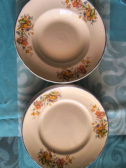 Pratos muito antigos - Gil MAN & C.TA Sacavém