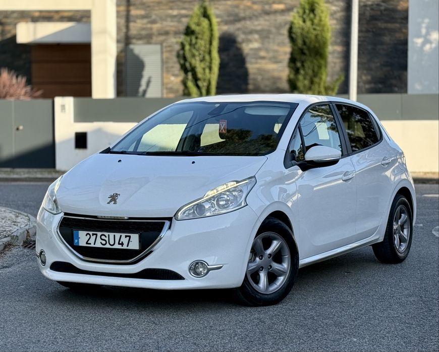 Peugeot 208 1.6 e-HDi • 224.000Km