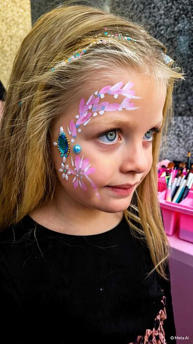 Animacje dla dzieci Animatorka Wesela Urodziny Hunters K pop Facepainting Facepaintor Malowanie twarzy Chrzciny Komunie Warszawa i okolice