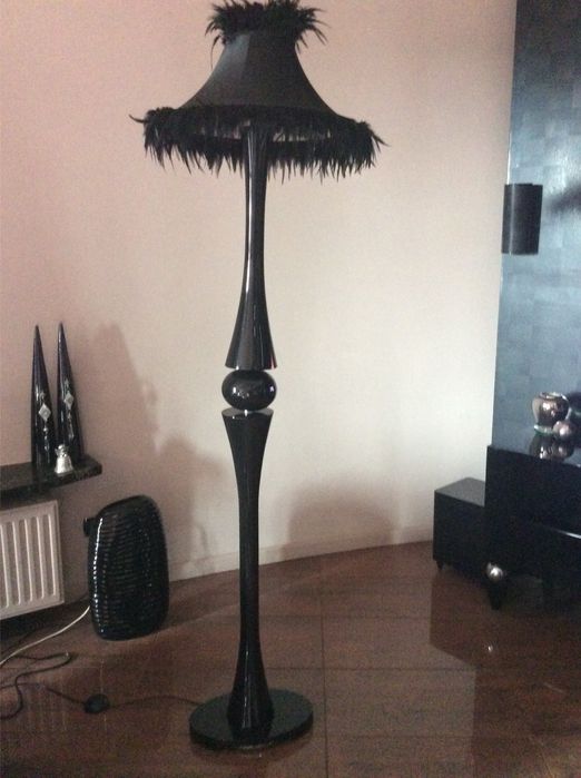 Designerska nowoczesna czarna lampa glamour