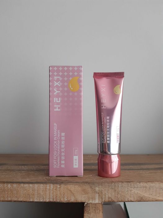 Lekki podkład w kremie BB HEYXI Soft Fog 02 Neutral