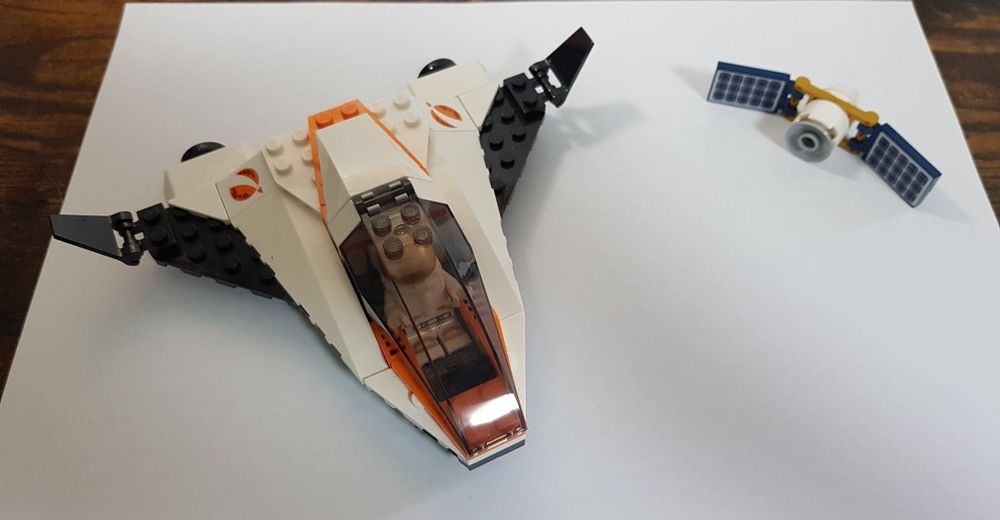 Lego City naprawa satelity zestaw 60224