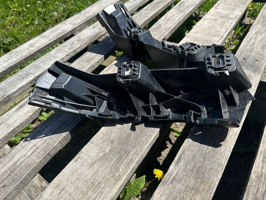 Кріплення бампера Mercedes GLC A2538851765 оригінал б/в