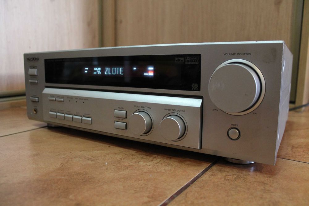 Amplituner 5.1 Kenwood KRF-V4070D uszkodzony