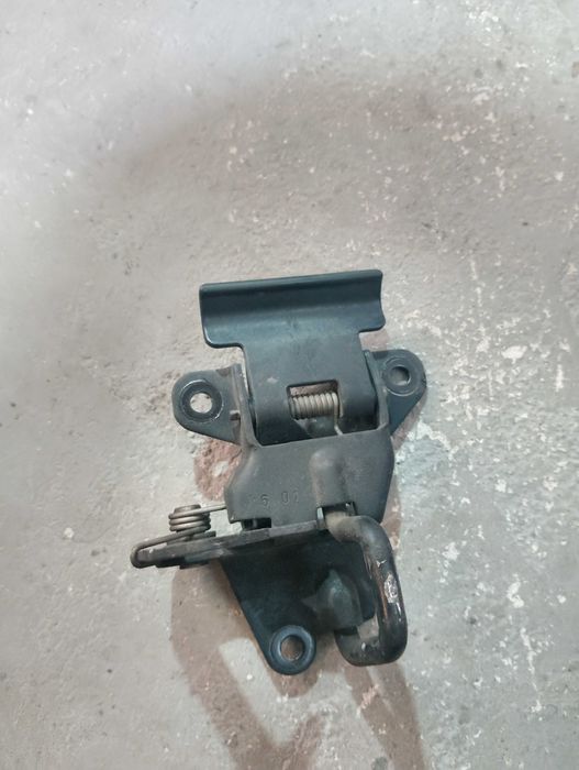 Fechadura capot Audi A3 8L