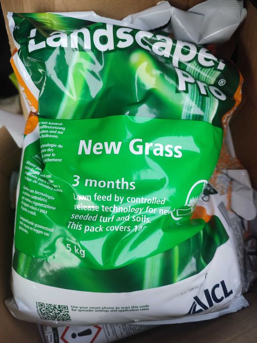 Nawóz Landscaper Pro New Grass nowy