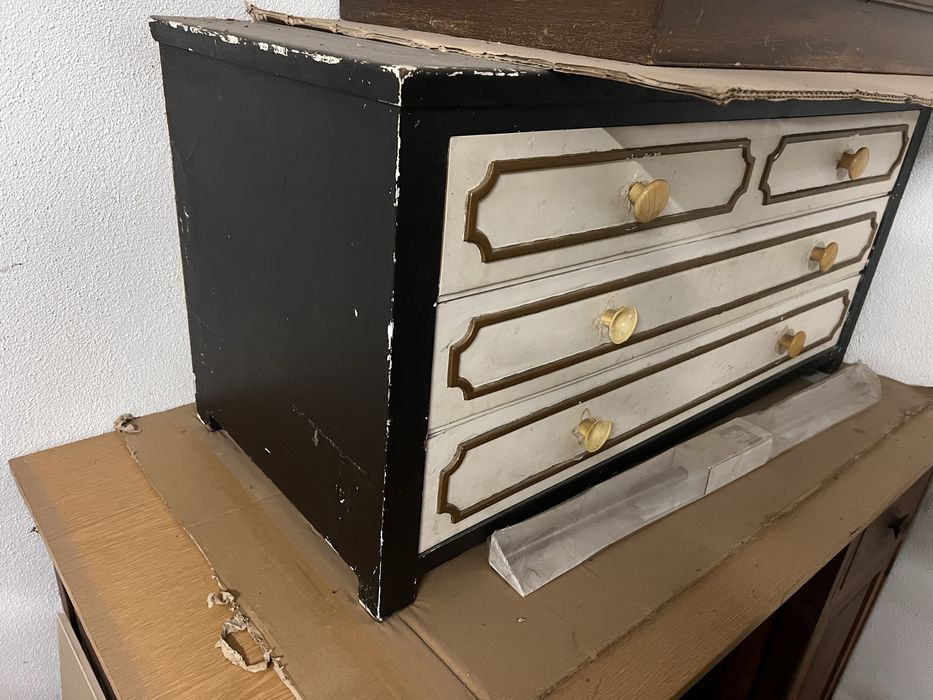 Movel para restaurar