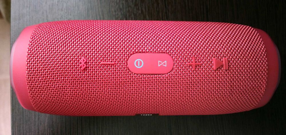 Портативная блютуз колонка JBL Charge 3 с USB,SD,FM (20 ватт красная)