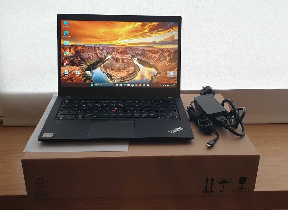Lenovo ThinkPad T14" 2gen, Ryzen 7 PRO, 32GB RAM, 512GB Hynix, bateria 95%, jak NOWY, Office 2024, na gwarancji, DOTYKOWY