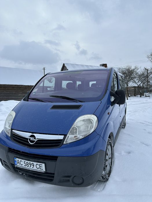 Опель віваро 2.0
