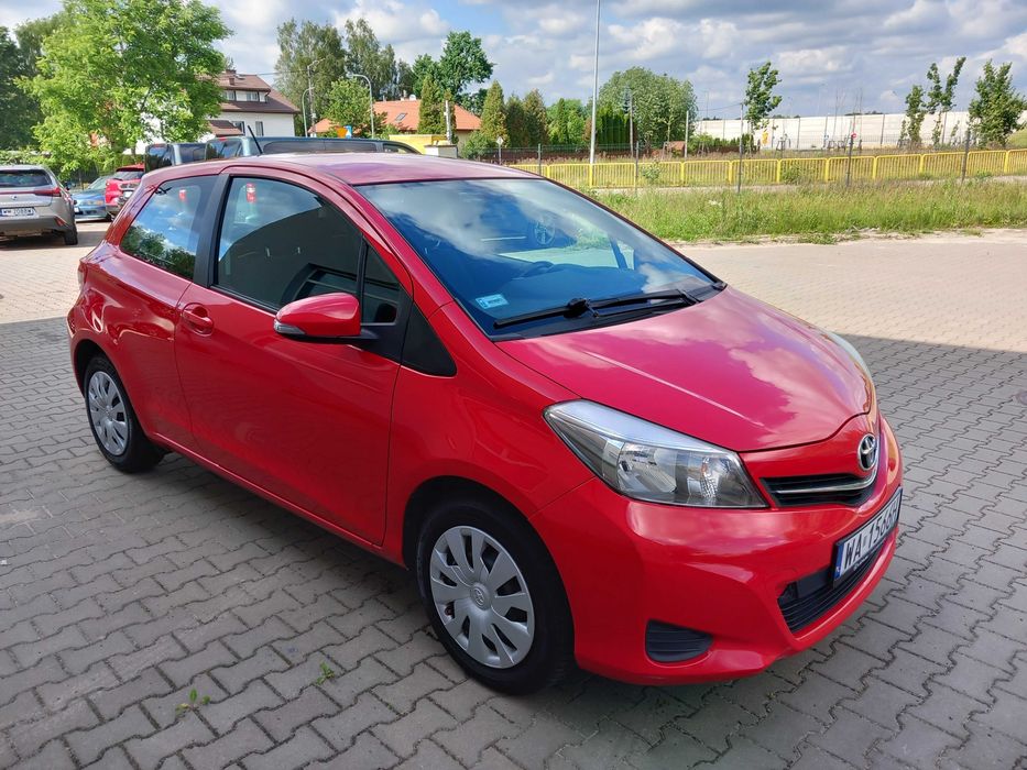 Toyota  Yaris  3