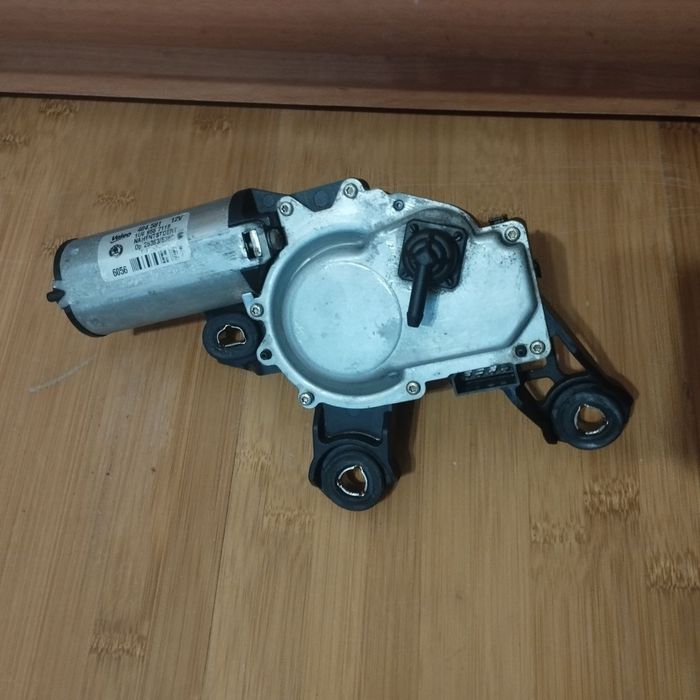 Моторчик двірників Skoda Octavia