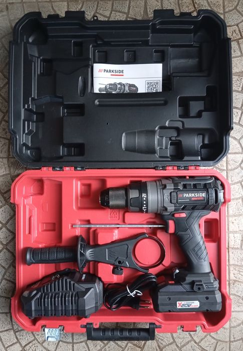 Aparafusadora com percussão Parkside Performance 20V bat. 4Ah Smart