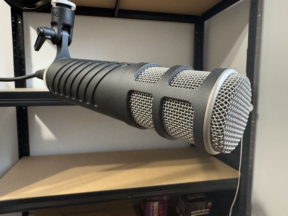 Profesjonalny zestaw mikrofonowy: rode procaster + interfejs + statyw