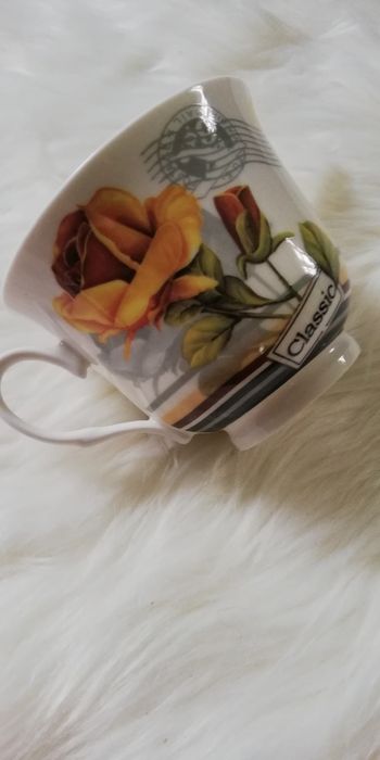 Piękna filiżanka z kolekcji Bellissima kolekcja