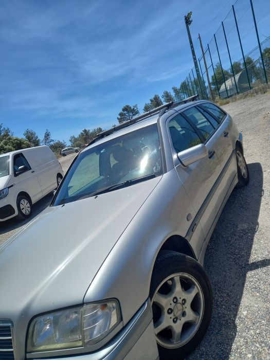 Carrinha marcedes 220D 2002