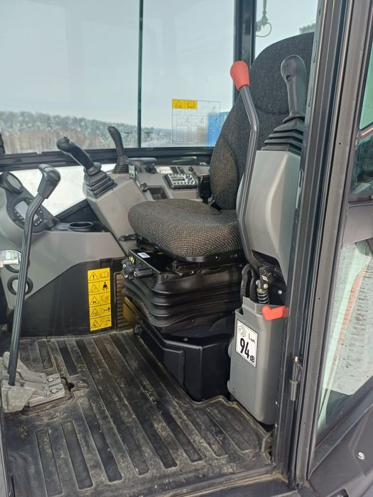 Bobcat E27 JAK NOWA!