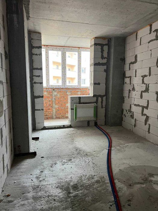 Простора двокімнатна  квартира 70 м.кв. ЖК "Авіа Квартал"