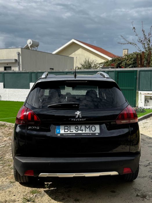 Peugeot 2008 1.2 Gasolina Automático, 2018, 119.000 km – Esmoriz foto 5