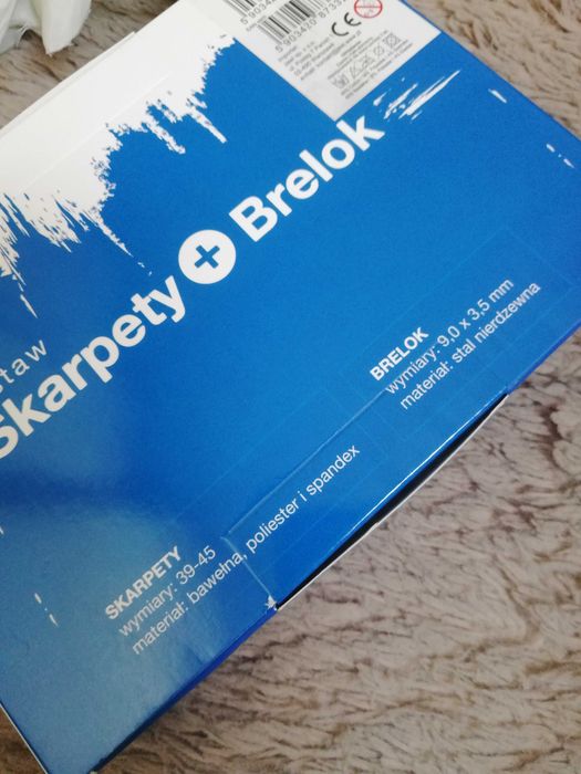 Zestaw brelok i skarpety super chłopak