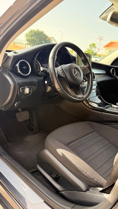 Mercedes-Benz C 180d 2016 | 138.000 km | Caixa Automática