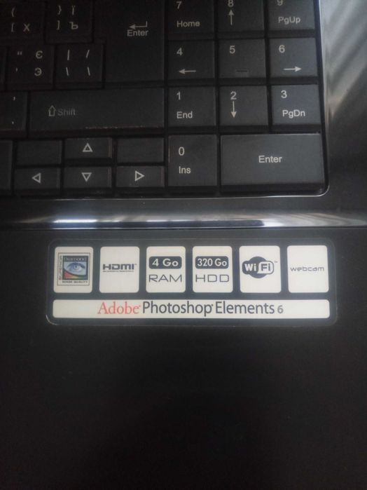 ноутбук с большим экраном Packard Bell EasyNote