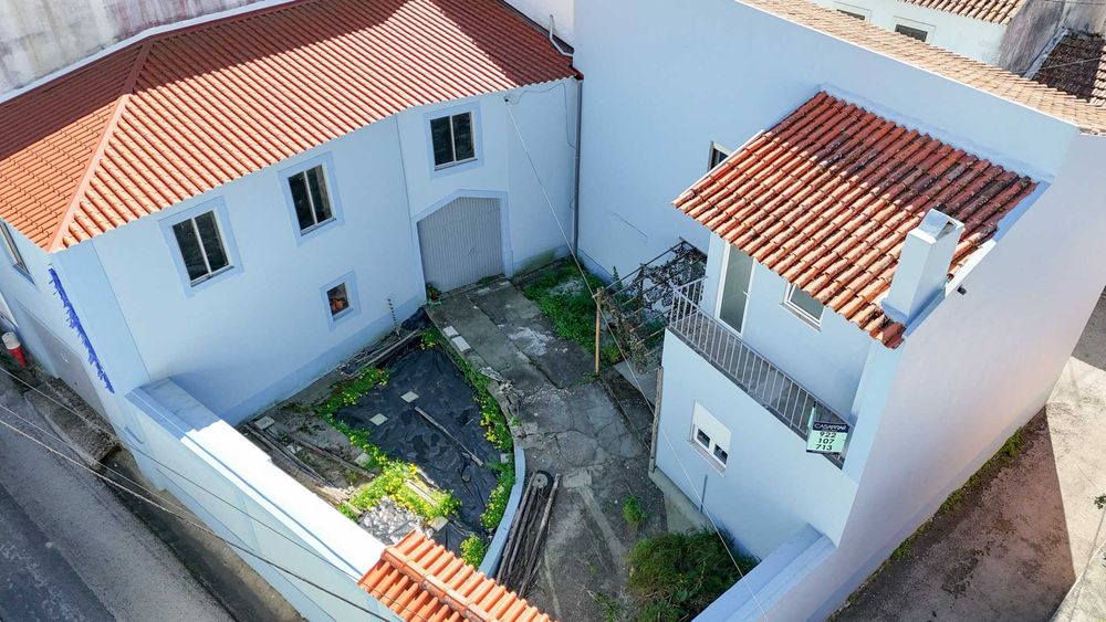 Moradia T3 com Jardim, Terraço e Anexo – Verride
