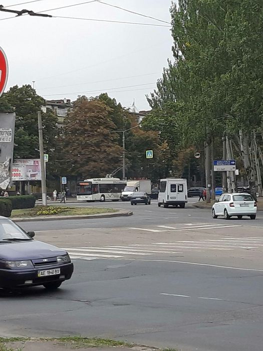 Аренда кр. линия на пересечении 4-х улиц с пр. Гагарина