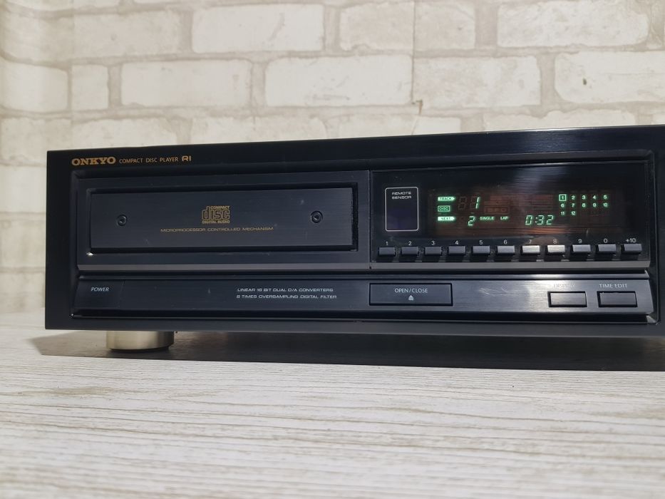 onkyo dx - купить CD, MD, виниловые проигрыватели - Цена на OLX.ua