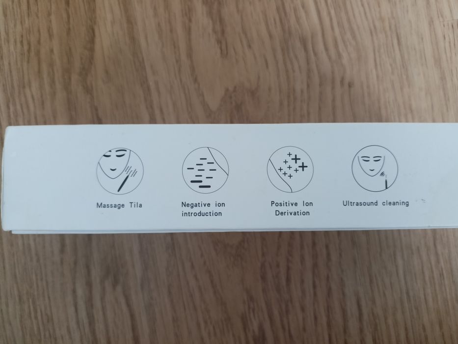 Urządzenie do peelingu kawitacyjnego