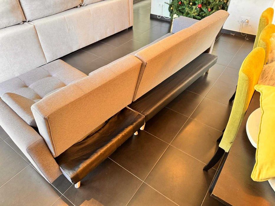Sofá Chaise Longue Cama Reversível Estofada em Tecido