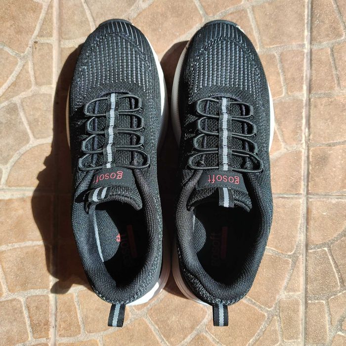 Нові кросівки Go soft 43 розмір